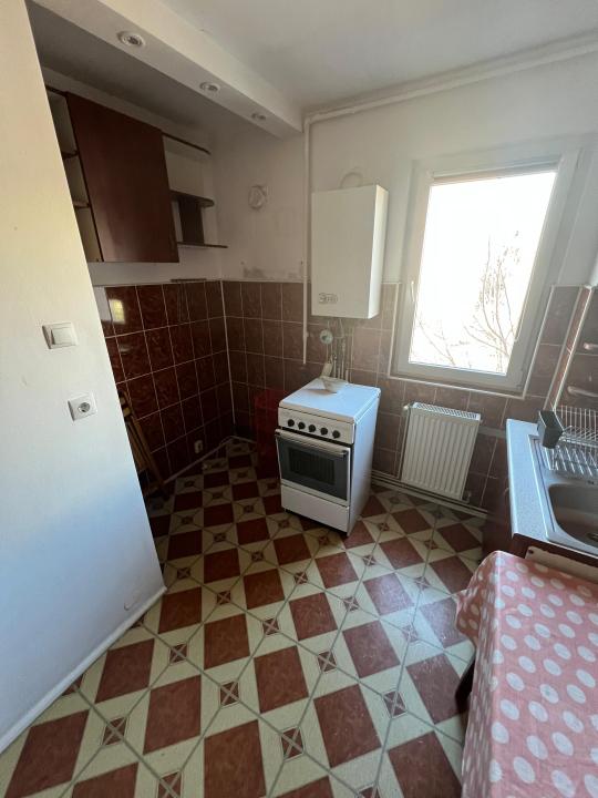 Apartament 3 camere - zona Centrul Civic (ID: 17575)