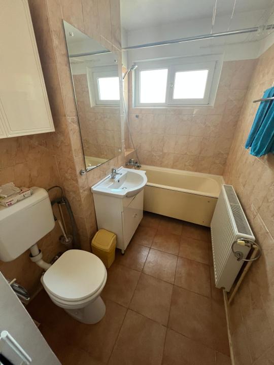 Apartament 3 camere - zona Centrul Civic (ID: 17575)