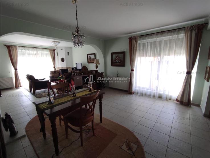 Casa / Vila 7 camere - Clinceni / Str. Monumentul Eroilor