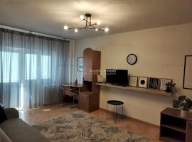 APARTAMENT DECOMANDAT,  UTILAT SI MOBILAT SITUAT ULTRACENTRAL LANGA HOTEL PRAHOVA