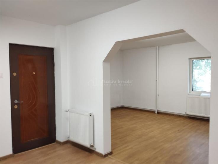 APARTAMENT, GHEORGHE DOJA, 100 MP, LANGA PALATUL DE JUSTITIE