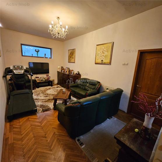 Casa moderna, situata in zona ultracentrala, km 0 al Ploiestiului