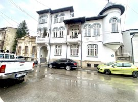 Apartament in vila cu arhitectura neoromaneasca in zona Armeneasca