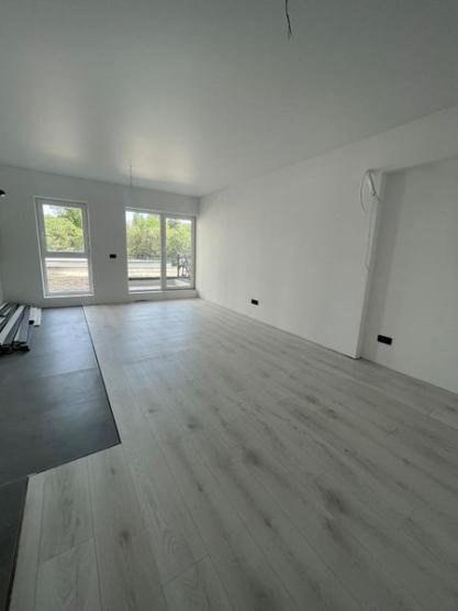 Apartament 3 camere Piata Sudului 79.81 mp utili