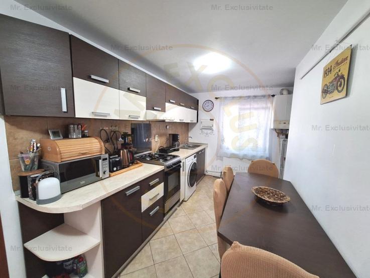 Apartament 4 camere Topoloveni, parter, mobilat-utilat, centrala termica