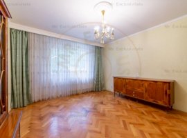 0% Comision Apartament 3 camere etaj 1-Pitesti Liceu A.Odobescu!