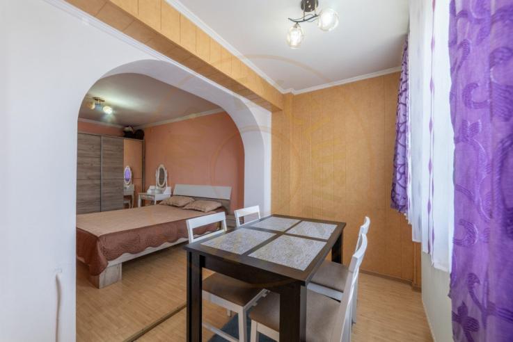 Apartament 2 camere-etaj 3/4- Razboieni