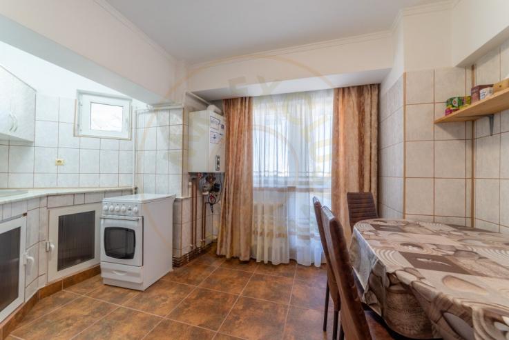  DE INCHIRIAT-Apartament 2 camere Ultracentral-Pitesti-Piata Vasile Milea!