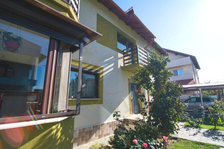 Vila/duplex in Prundu, loc. Pitesti. Comision 0 %