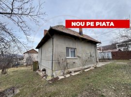 Casă cu teren generos în Ștefănești – la doar 1 km de Primărie