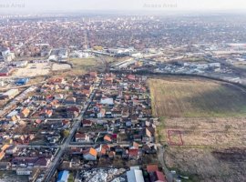 Pret redus Teren generos intravilan la 3 km de Primaria Arad