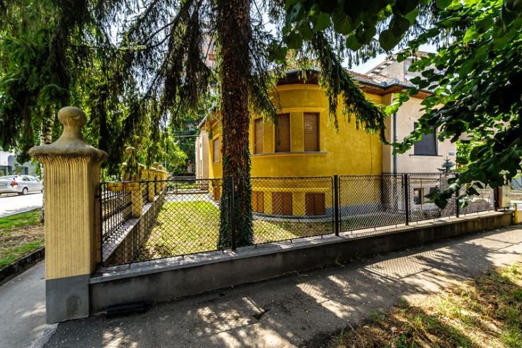 Proprietate Vândută Apartament la casă tip duplex pe Strada 9 Mai