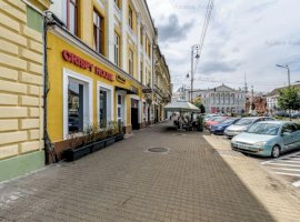 Spațiu comercial ultracentral, zona Teatru.