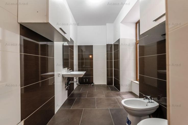 Apartament ultracentral Arad. Pretabil pentru birou.