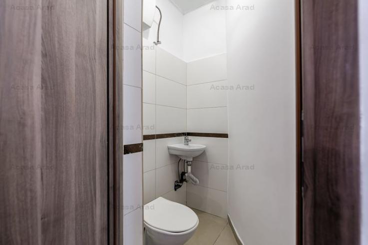 Apartament ultracentral Arad. Pretabil pentru birou.