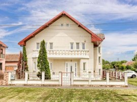 Casă Sânicolaul Mic  cu 6 camere - zona Centrală - Comision 0%