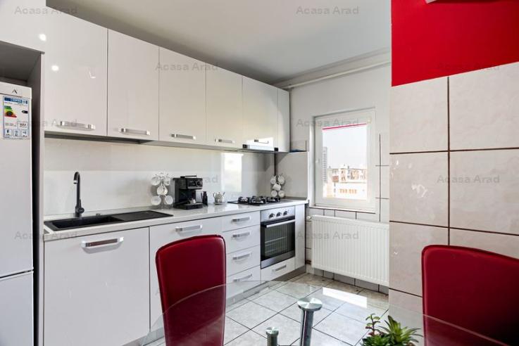 Apartament micălaca 2 camere etaj 4 cu 2 locuri parcare