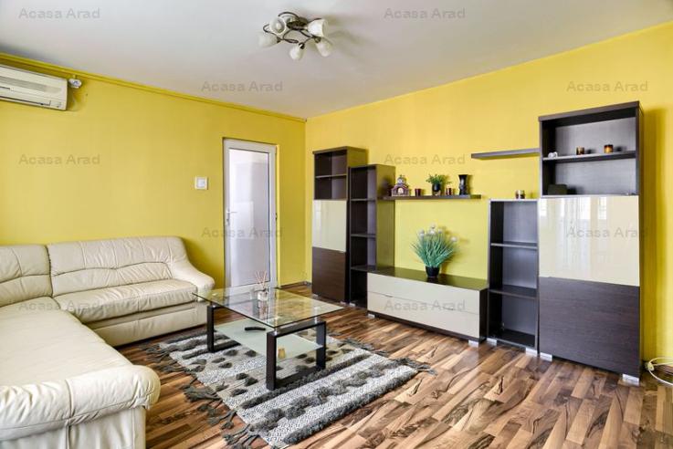 Apartament micălaca 2 camere etaj 4 cu 2 locuri parcare