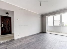 Pret redus Apartament cu 2 camere, renovat, in Vlaicu