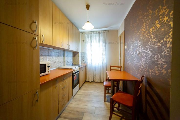 Apartament cu 2 camere gradiste etajul 3