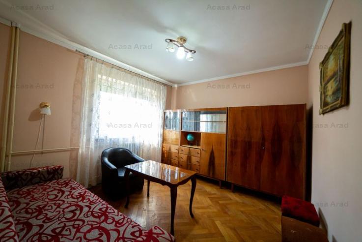 Apartament cu 2 camere gradiste etajul 3