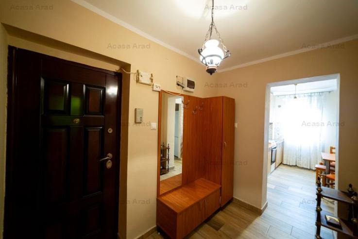 Apartament cu 2 camere gradiste etajul 3