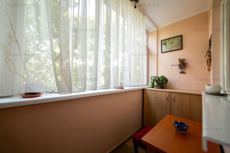 Apartament cu 2 camere gradiste etajul 3