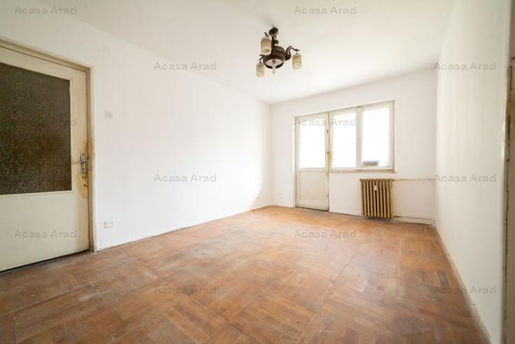 Apartament cu 2 camere etaj 1 - Aurel Vlaicu Lebada Comision 0%