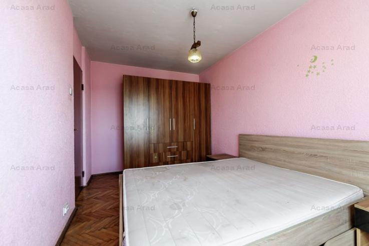 REZERVAT! Apartament spatios - 2 camere – 76 mp - Vlaicu, Arad