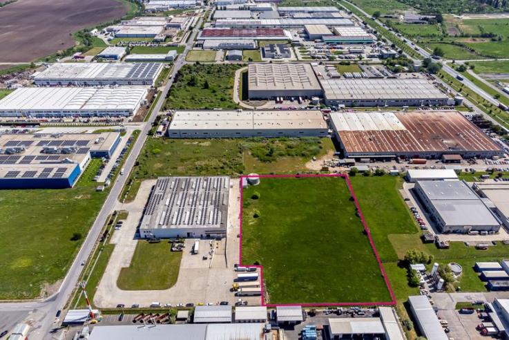 Hală în Arad Zona Industriala Vest în regim Build to Suit 6600 mp