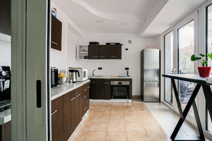 PROPRIETATE REZERVATĂ Apartament tip Penthouse în spate la Ziridava