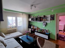 Apartament 3 camere in zona Complex Studentesc