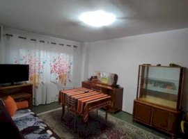 Apartament cu 3 camere, metrou Valea Ialomitei, zona Drumul Taberei