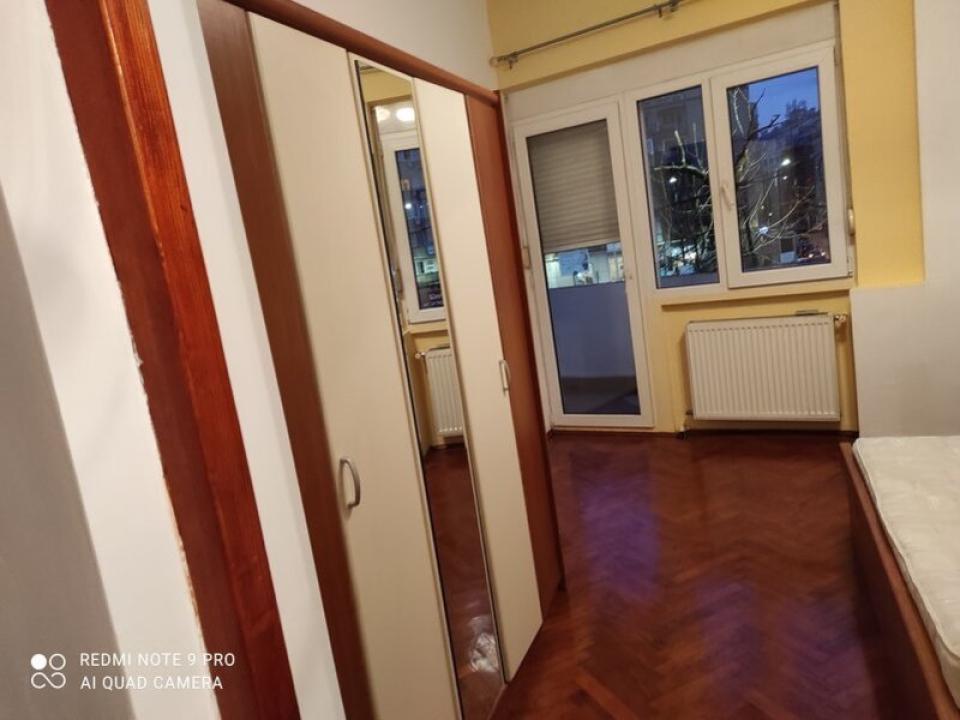 Apartament cu 3 camere, in zona Kogalniceanu, Ultracentral