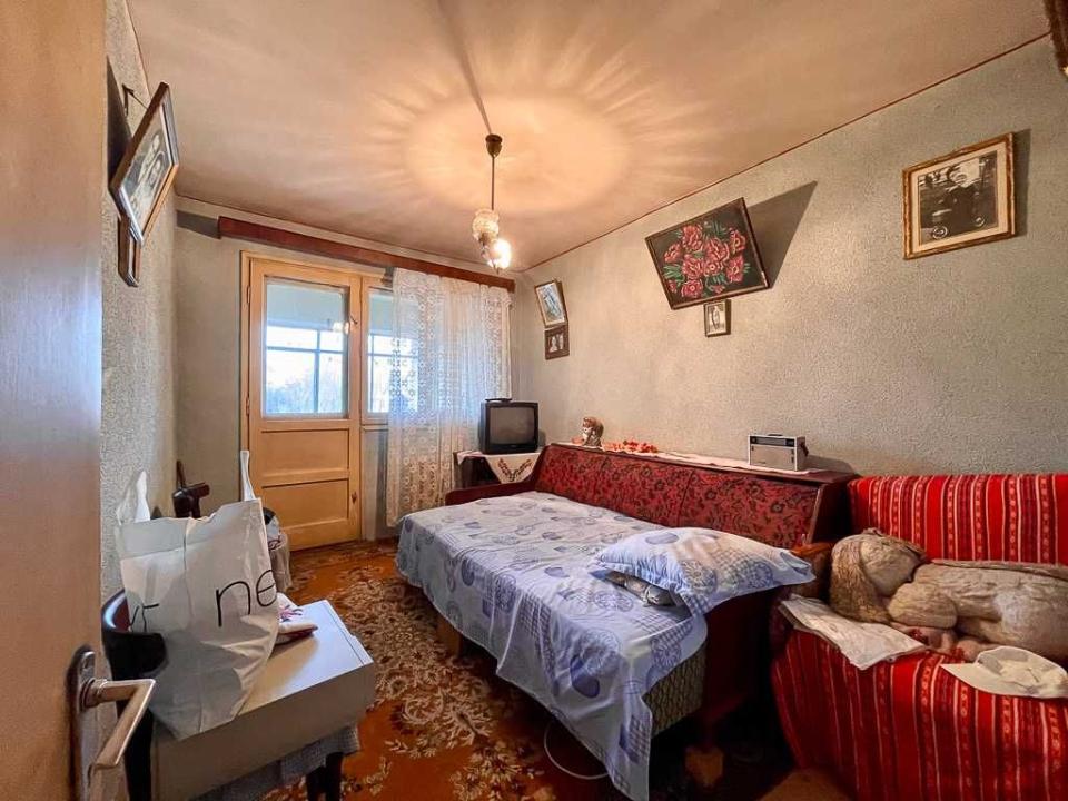 Apartament cu 4 camere Berceni,  str. Vatra Dornei