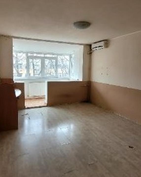 Apartament 2 camere in bloc anvelopat langa metrou Gorjului, Militari