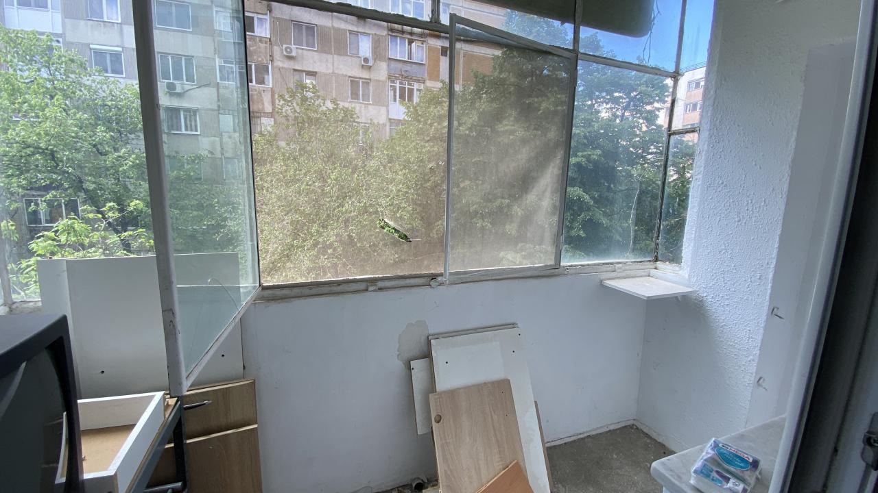 Apartament 2 camere renovat, bloc 1982, metrou Gorjului, Militari