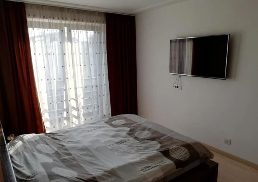 Apartament cu 3 camere, in zona Decebal