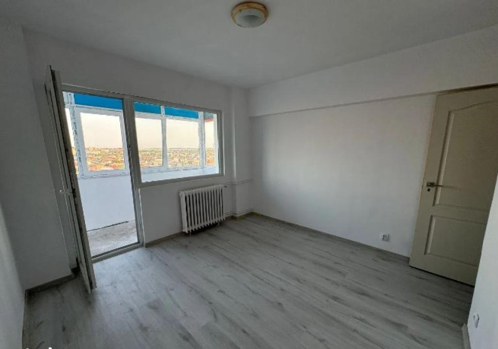 Apartament 3 camere Sos. Alexandriei - Teius