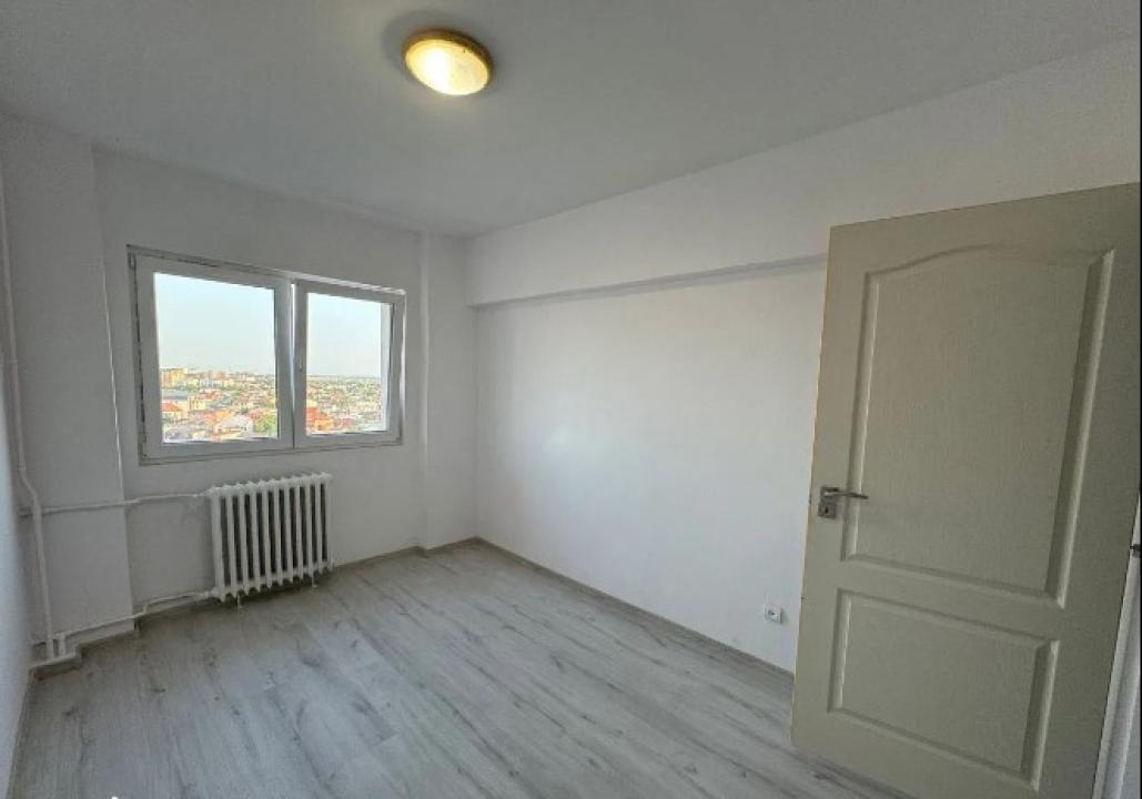 Apartament 3 camere Sos. Alexandriei - Teius