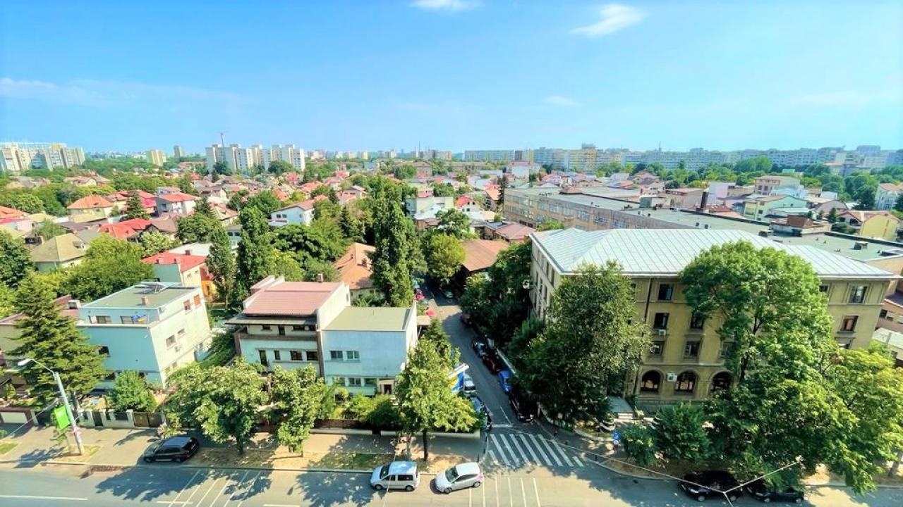 Apartament cu 4 camere metrou Iancului