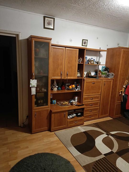 Apartament cu 4 camere cu 2 bai langa metrou Raul Doamnei, Drumul Taberei