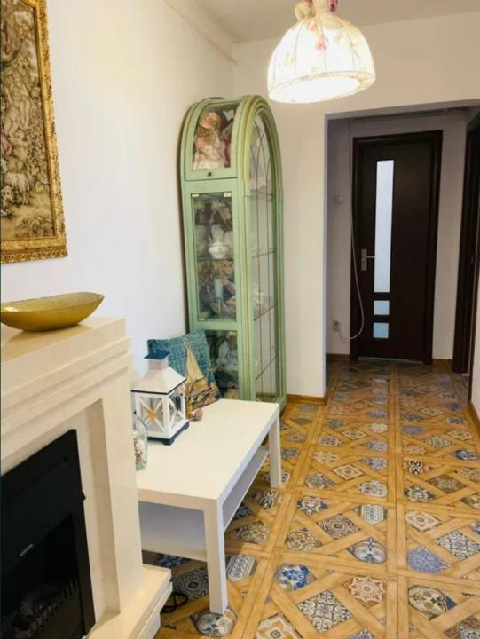 Apartament cu 4 camere Aparatorii Patriei, Berceni