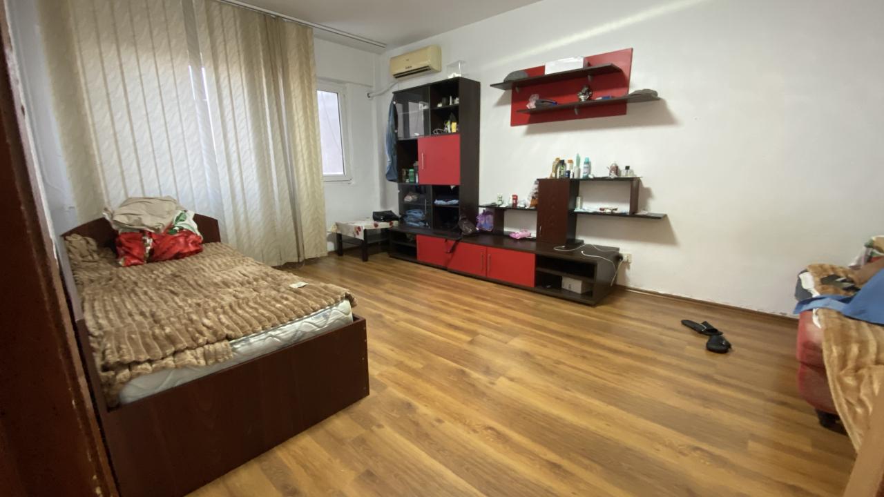 Apartament 3 camere comision 0, metrou Gorjului, Militari