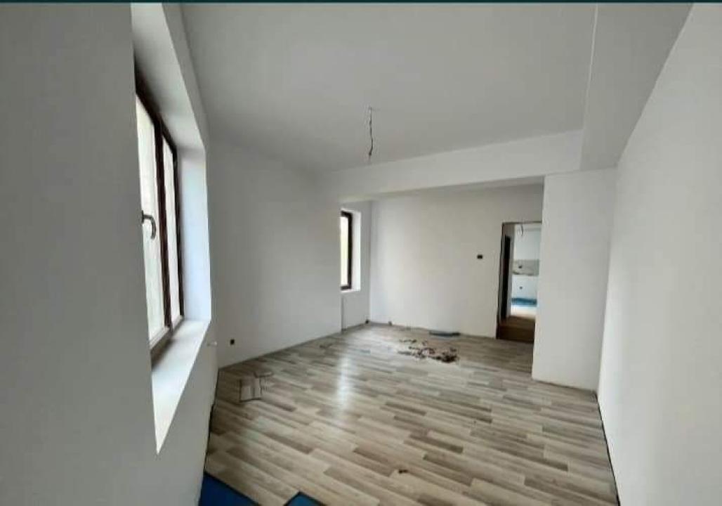 Apartament 3 camere 104mp Calea Calarasilor / Muncii