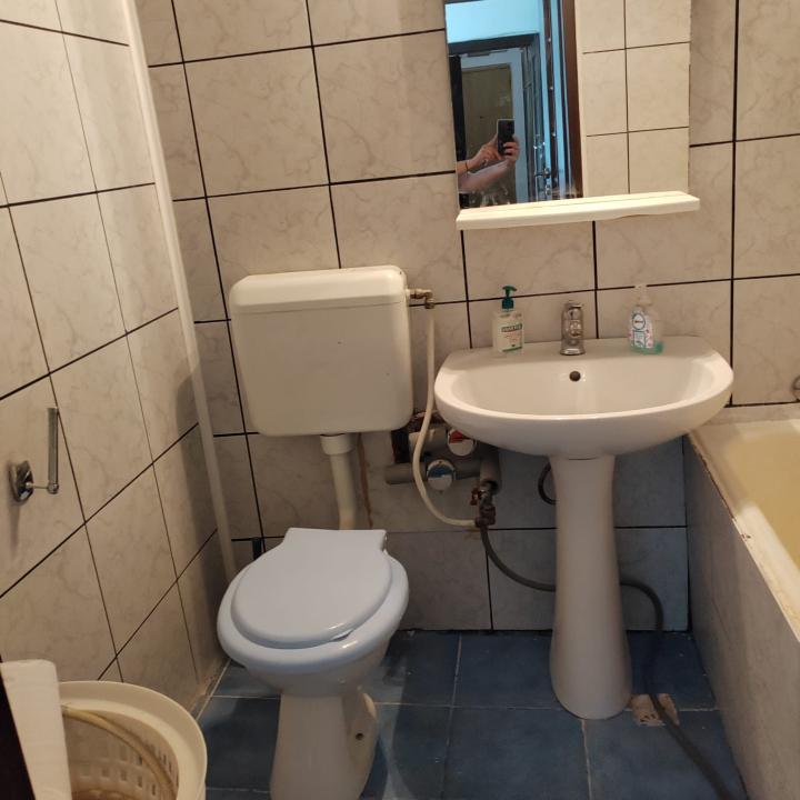 Apartament 3 camere la 3 minute de metrou Pacii, Militari