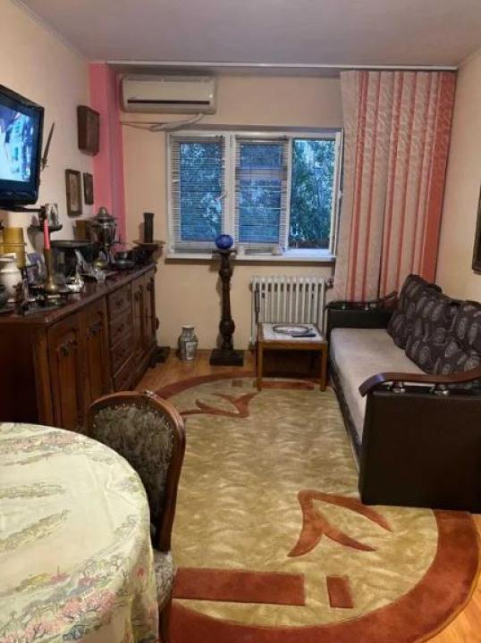 Apartament 3 camere Calea Crangasi