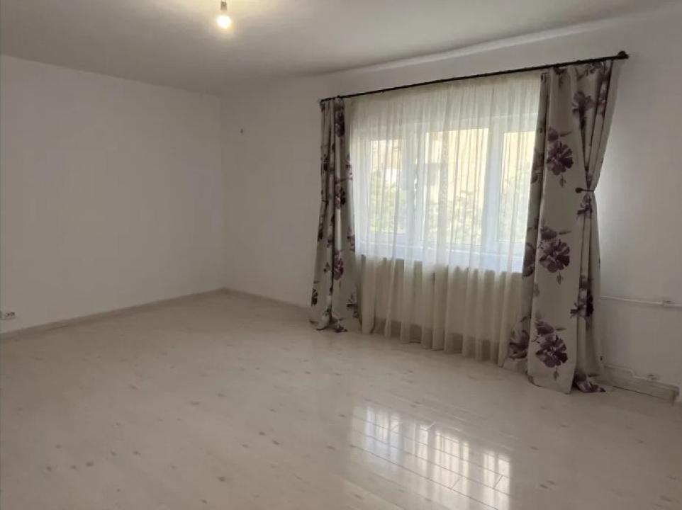 Apartament 3 camere strada Iancu Jianu