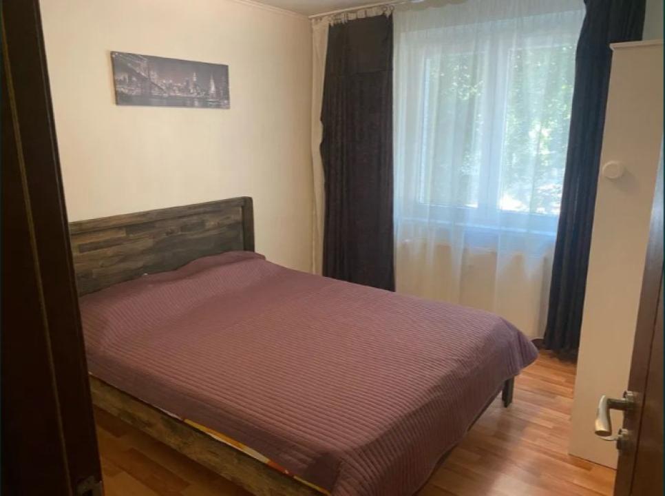 Apartament 3 camere strada  Soldat Modoran Ene, Rahova