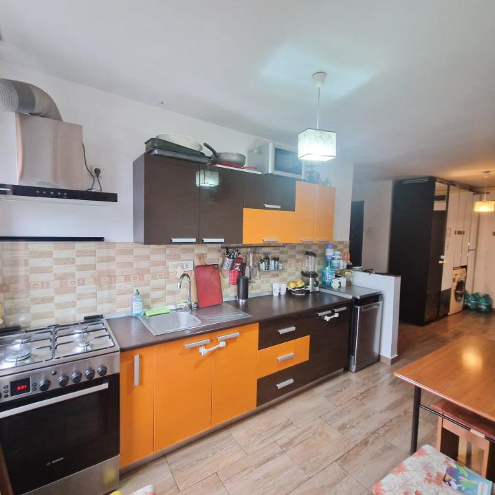 Apartament 3 camere cu centrala proprie si terasa refacuta, Lujerului, Militari